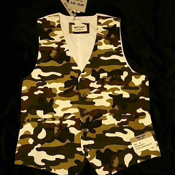 WD.NY Other - NWT WD NY Camouflage Vest